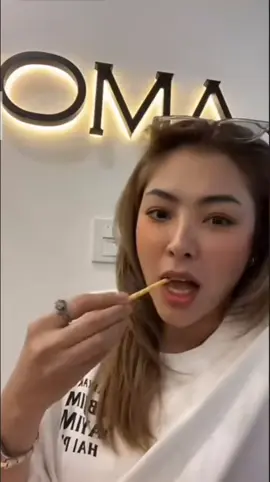 พี่ฝ้ายมองใคร...? มองแรงมาก 5555+ #faye_malisorn #Faye💛 #fayemalisorn #fayeperaya #ฝ้ายสุภาพร #ฝ้ายสุภาพรมะลิซ้อน #ฝ้ายพีรญา #ตลกๆขําๆ55 #pypシ #tiktok ##อย่าปิดการมองเห็น #เปิดการมองเห็น #🙏🙏🙏 