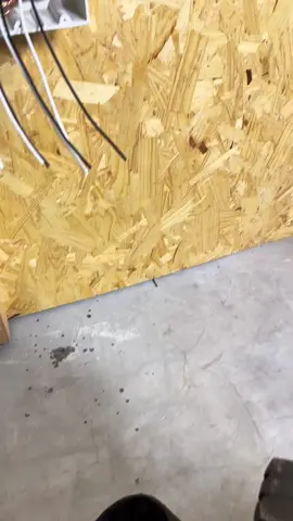 This is a very practical new wire stripper. Do you like it?#foryou #electrician #stripper 