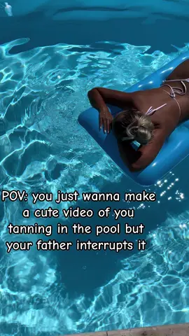Can someone relate?😂🤦🏼‍♀️#fail #pool #tanning #tan #smarttanning #viral #fyp #Summer #sun #summertips #father #funnyvideos #dasfailvideo 