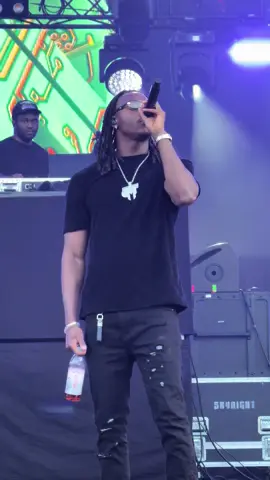 Koba LaD 🤩 #kobalad #sionsouslesetoiles #concert