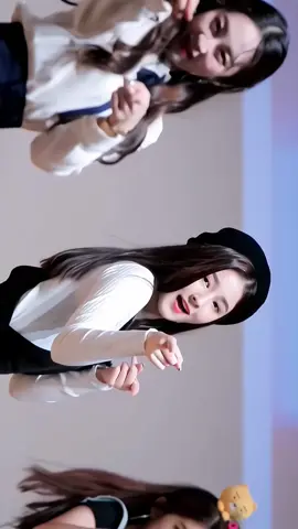 Queen Nancy 🐰🇰🇷🌺💞 #nancy #momoland #nancyjewel #nancyjewelmcdonie #bts #blackpink #dailylife #creative #dance #foryou #trend #fyb 
