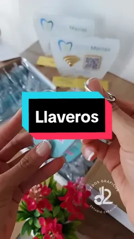 Llaveros acrílicos impresión ambos lados. Escríbenos al 0981502085 para cotizaciones y pedidos. Quevedo - Ecuador 🇪🇨 Hacemos envíos a nivel nacional... #dedosgraficos #llaveros #odontologia #quevedo_ecuador🇪🇨 #llaverospersonalizados #odonto #regalospersonalizados #regalos #dientes #medicina 