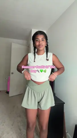 Todays outfit for a HGW and cleaning  Top: @Old Navy Official Shorts: @aerie  #outfitoftheday #summeroutfitinspo #oldnavy #aeriereal 