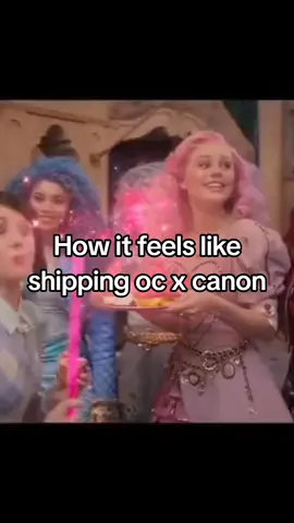 No hate im an oc x canon shipper myself 😭 LIKE SERIOUSLY clause and zinceler??? HELP ME  #shitpost #descendants4 #ocxcanon #canonxoc #fyp #foryoupage #fyppppppppppppppppppppppp #viral #trendingsong #trendingsound 