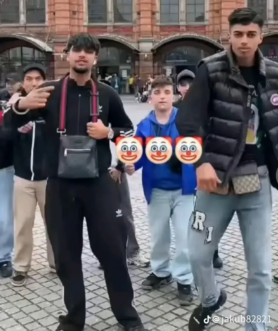#viral #based #fyp #fypage #fyppppppppppppppppppppppp #bonehead #skinhæd 
