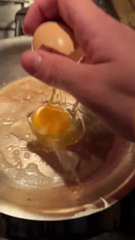 The egg transition 🥚 Clean? #transition #salt #egg #foryou 