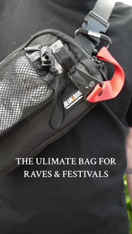 THE ULIMATE BAG FOR RAVES & FESTIVALS ➡️➡️ Imagine a bag that holds your water while you dance around 🤌🏼🤌🏼 Use ‘Industrial10’ at Checkout on dreamandrave.eu #rave #techno #festivals #raver #fyp 