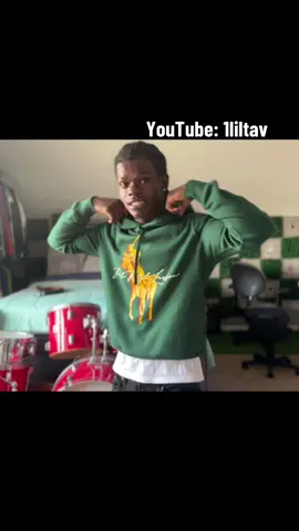 HUHHHH #liltav #Vlog #viral 