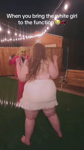 Becky got back 😭🔥💃🏻 Go @Mia Dior #explore #fyp #foryoupage #viral #trending #megantheestallion 