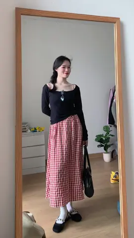 ootd 🫦💓✨ #summervibes #foryou #outfitideas #mixmatchoutfit #OOTD #goclamdep #LearnOnTikTok #reviewlamdep 