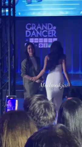 กลับบ้านกัน 🥹🤍#มีนเบ้บ #meenbabe #มีนาริณา #มีนาริณาฉัตรอมรชัย #meenaxrina #อุ้มทวีพร #อุ้มทวีพรพริ้งจํารัส #aoomtwp #aoomtwp👑🇹🇭 