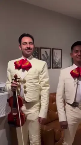 #lasmañanitas #mariachi #regionalmexicano #felizcumpleaños 