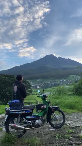 next bromo / boyolali??  #astreagrand #trend #foryoupage #xybca #fyp #masukberanda #tawangmanguhits #saranganmagetan #sarangan 