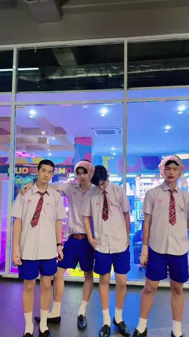 มาแล้วค้าบบบ @P_P @Shane @Sky 