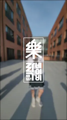 NAVY X SOPA - BAGGY JEANS  #taeyong #sopa #baggyjeans  linknya 👇🏻 https://youtube.com/shorts/SgBkQsCyTfA?si=j0AX92pLyyPL_uwY