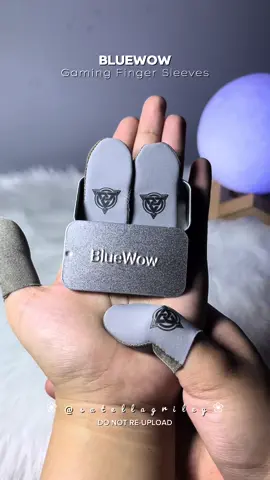 BlueWow gaming finger Sleeves for smooth gaming experience #gaming #gamers #mlbb #codm #ml #mobilelegends #fingersleeve #fingersleevesforgaming #bluewowfingersleeves #fyp #foryou 