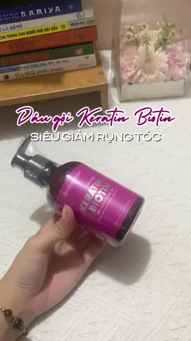 Dầu gội siêu giảm rụng tóc #changdangsuy #changkhongsuy #chóichang #LearnOnTikTok #lamdep #daugoi #milaganics #keratin #biotin #sieugiamrungtoc #tóc #keratinbiotin #eherbvietnam #eherb 