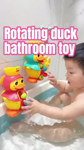Rotating Duck Bath Toy with Sp#tiktok #fyp #toys #cute 