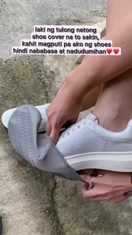 shoe cover, no worries na kahit magputi ng shoes kapag nakashoes cover ka❤️❤️#shoescover #shoecover #siliconshoecover #coverforshoes #shoecoverforrain #shoescoverviral #shoecoverforrainyseason #trending #fypシ゚viral #fyp 