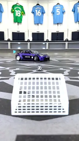 Playing RC Drift Football with @Manchester City and Nexen tires! #rccars #trickshot #mancity 