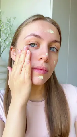 Une peau irritée et fragilisée par le soleil ? J’ai ce qu’il te faut 😎🧴 La crème Cicalfate SPF 50+ d’@Eau Thermale Avène sera ton allié ✨ * Collaboration commerciale  #EnConfianceAvecAvene #Avenefr #skincare #spf 