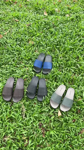Mua 1 tặng 1 chỉ với 300k nha khách iu ơi #giaydeppn #xuongdepbinhtan #khodepbinhtan #thoitrangnam #dep #depchongnhan #depquaingang #xuhuong 