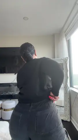 Back to work flow #fy #fypage #fyppppppppppppppppppppppp #fypシ゚viral #puertorican #onthisday #momsover40 #MomsofTikTok #momlife #workingmom #curlyhair #wine #homebody #momanddaughter 