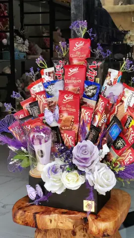 #شغف_للورد_والهدايا #خطوبة #اليمن #تعز  #هدايا #ورد #تغليف #gift #ورد_طبيعي  #احبك #اكسبلور #اليمن🇾🇪 