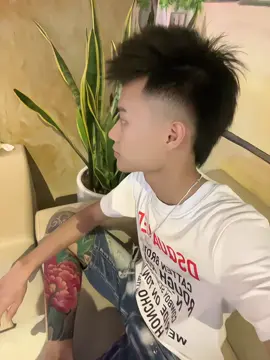 đêm nay anh phải đi hát nha 🌚