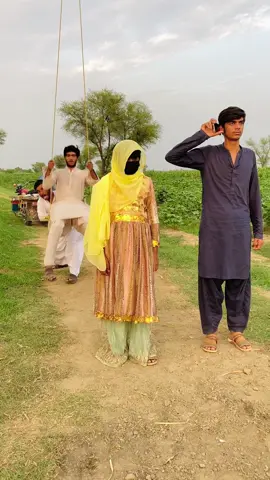 Ghoole se Dulhun ko otha lia #crazyproduction01 #funny #viralvideos #trending #fypシ゚viral #shahzadayoub4 #tiktokpakistan #foryoupage #fouryou #khizeromer #fypage 