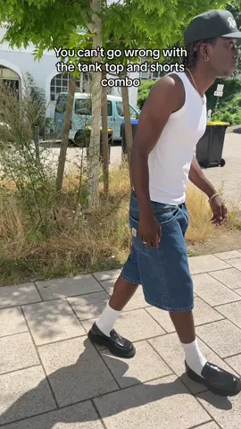 #tanktop #fyp #jorts #summeroutfit 