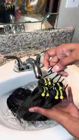 Raw Vietnamese Hair Bundles “Wash Test”🥰🥰🥰 www.shopmedeci.com #bundles #hairbundles #hairextensions 
