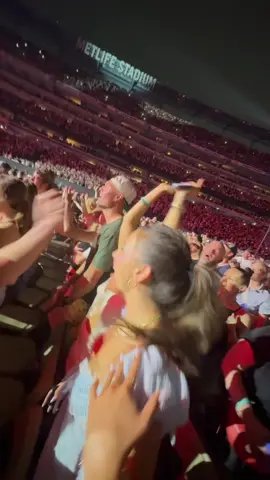 Literally the best comcert ever🤠 Thank you @SeatGeek for hooking us up🍻 Use my code 