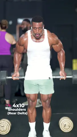 3D Shoulders 💎🔥 - My Meals & Coaching (link in my bio) 👊🏾