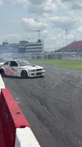 If you listen close you can hear the chunk of Trenton Beechum’s wheel that hit me after a little wall tap in the burnout box🛞 #formulad #fdstl #trentonbeechum #beechumracing
