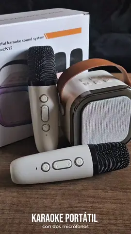 Mini karaoke portátil con dos micrófonos 🤩🔥😁 ✅️ENVÍOS A TODO EL PERÚ 🇵🇪  #karaoke #parlante #led #pedidos #enviosatodoelperu #hazmeviraltiktok 