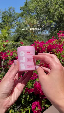 ASMR unboxing: the vitamins that changed my PMS and my life 👀 #pms#periodhelp#womenshealth#flovitamins