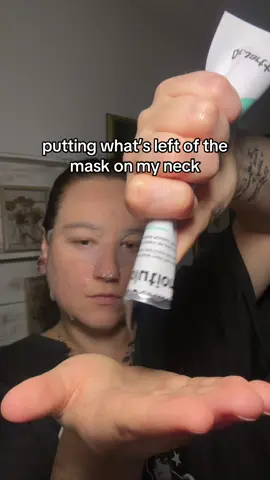 I’m not wasting this liquid gold lol #drjart #facemask #skincareproducts #facemasks #nowaste #affordableskincare #matchmyenergy #dontforgetyourneck #mondaynightroutine 