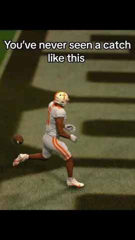 A FOOT catch?!?!? #collegefootball25 #football #gaming 