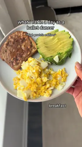 @Legendary Foods protein chips 🔥🔥 #foryou #foryoupage #ballet #balletdancer #wieiad #wieiadrealistic #ballerinasoftiktok #balletcore #ballerina #whatieatinaday 