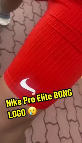 Đồ Nike tuy xịn nhưng chất lượng Logo Ép nhiệt thì nhanh tèo lắm nhé anh chị em. #RunnerMienTay #ChayBo #TheThao #SucKhoe #Marathon #NikeProElite #NikeRunning #nnrunningteam 