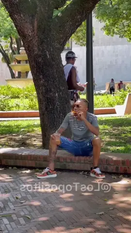 Giant ice cream 🤣 #funnyvideos #funnymoments #prankvideos #funnyvideo #funny #prank #funnyprankvideos #prankvideo #funnypranks #funnyprank #fypシ 