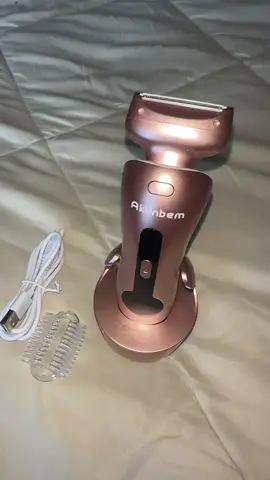 #electricshaver #nomorerazors #trending #viralproducts #tiktokshop #tiktokmademebuyit #tiktokshopusa 