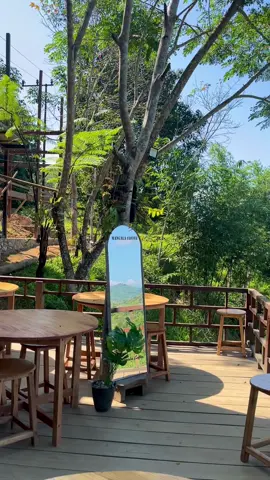 Santai sambil menikmati ciptaan yg maha kuasa ✨ #mangalacaffee #mangalacafe #mangalacoffee #mangalacoffe #mangalacoffeloksado 