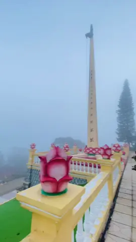 Một buổi chiều #dalat sau cơn mưa 🌨️🌨️ #thanhthatdaphuoc #thanhthatdalat #caodai #caodaitayninh #dalattoiyeu❤️ 