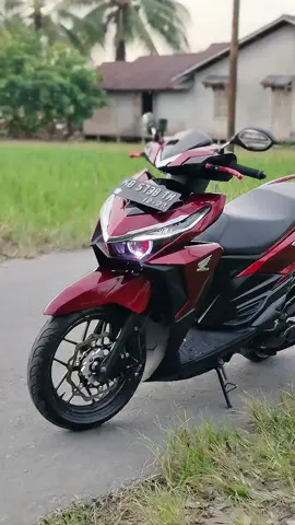 @ALFT.ADD @NJEK DIMARI @L@ndo @.leo.77 #vario led old skotlet dark red candy #varioplatkt #kalimantanbarat #mdmmuffler #baby #kalimantanbarat #anj #sipelaninginkencang #varioledold#vario125#vario125ganteng#ledoldganteng#kurngpanasnih 