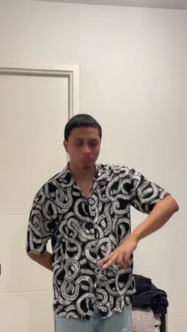 En mode 🇲🇶MADA&MADA🇲🇬 pt1 Je stream ça tous les jours  #viral #fyp #foryou #pourtoi @JYEUHAIR il faut que ça sorte   