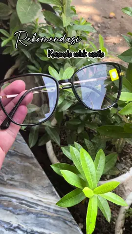 Rekomendasi kacamata untuk wanita  #kacamata #kacamatawanita #kacamataphotocromic #kacamataminus 