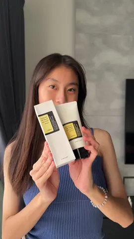 im sire youve all seen the viral snail mucin moisturiser but this is in a tube form and more hygenic!! @Cosrx_my  #snail #snailmucin #moisturiser #cosrx #foryou #snailtok #beauty #skintok #kbeauty #skincare #contentcreator #malaysia #cosrxmalaysia 