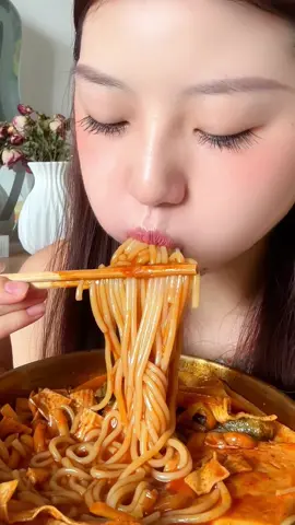 #CapCut nhoăm nhoăm bún #credouyin #xuhuong #viral #asmr #ancathegioi #food #video #mukbang #views #homnayangi 